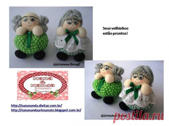 Маленькие куколки - веселые старик и старушка