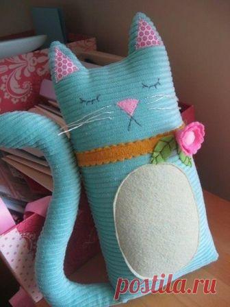 Коты. Мягкие игрушки с выкройками.