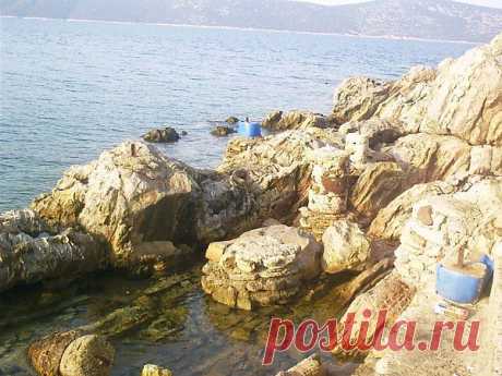 Отличное чистейшее море. Место для купания и рыбалки