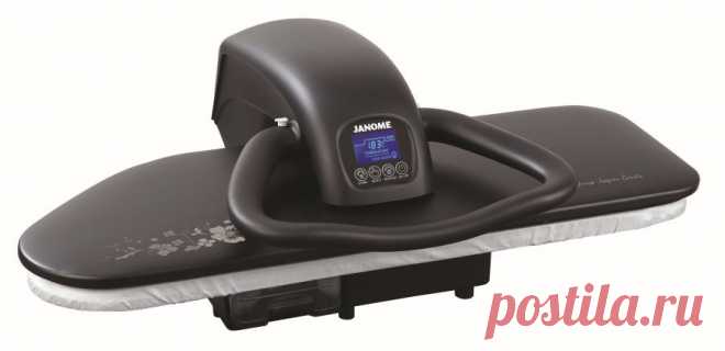 Гладильный пресс JANOME FUTURE модель 4800 (white) и 4900 (black).
JANOME FUTURE 4900 (Black) с возможностью отпаривания и самой большой в мире гладильной платформой 92 х 29 см. Отличное качество сборки, великолепный дизайн, LCD дисплей, большие функциональные возможности, 5-ти модульный блок управления нагрева гладильной платформы с цифровым термометром на дисплее, сменный антимениральный картридж для смягчения воды.
