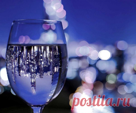 Как читать заговор воды на здоровье удачу достаток? Заговор на деньги при помощи воды: простые и эффективные ритуалы. Заговоры на воду на удачу 100% Заговоры и заклинания Вода – мощный инструмент в руках знающего человека. С помощью специально заговоренной воды можно вызвать любовь, привлечь в свою жизнь удачу, избавиться от