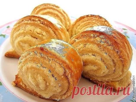 Гата
Ну оооочень вкусные рулетики!
И готовятся быстро!