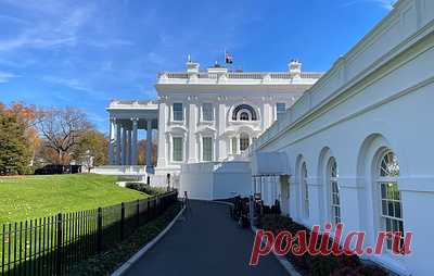 Белый дом опубликовал расписание встречи Трампа с Зеленским и лидерами ЕС. Встреча американского президента с Владимиром Зеленским начнется в 20:15 мск и продлится 60 минут