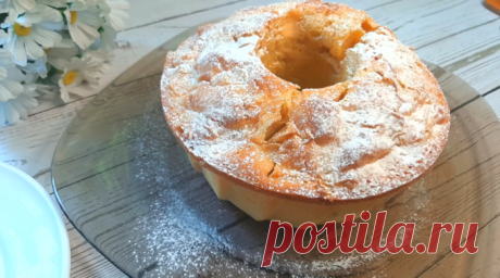 Духовка не нужна — несколько минут и готово! Шарлотка с яблоками, Очень нежный, воздушный пирог в микроволновке