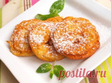 Яблоки в кляре.