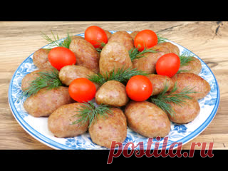 Вкусные котлеты на праздничный стол из индейки, приготовленные в духовке. Вам понадобится:- Индейка 1,5 кг.- Хлеб 200 гр.- Молоко 250 гр.- Сливочное масло 50-100 гр.- Соль 15-20 гр.- Перец чёрный молот. 1-3 гр.- Мускатный орех 1 гр.- Чеснок 15-20 гр.