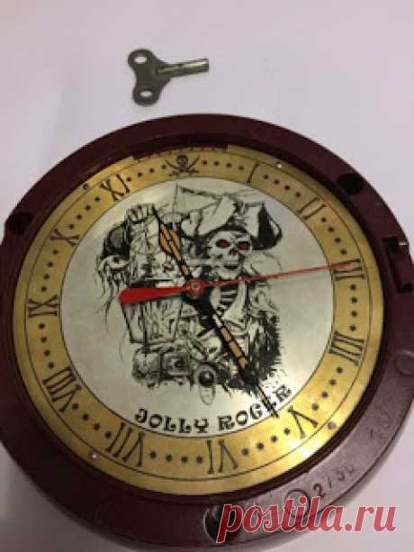 Куликов Игорь. Живопись графика офорт. Kulikov Igor painting drawing etching : Продаются советские оригинальные корабельные часы