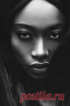 Your Home for World Models Pictures and Videos. Fashion Week Awards and Live Chat www.modelxtra.com