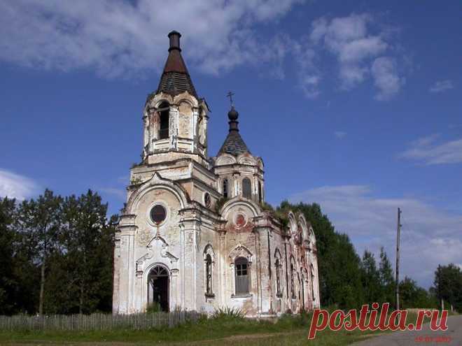Тарасово. Церковь Петра и Павла, Тарасово - Спировский район - Тверская область. Автор фотографии: © Илья Смирнов   Снято: 19 июля 2005   |  http://sobory.ru