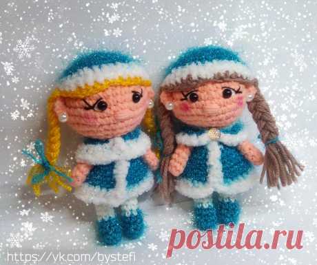 PDF Снегурочка. FREE amigurumi crochet pattern. Бесплатный мастер-класс, схема и описание для вязания игрушки амигуруми крючком. Вяжем игрушки своими руками! Новый год, Merry Christmas, happy new year, Weihnachten, Xmas. #амигуруми #amigurumi #amigurumidoll #amigurumipattern #freepattern #freecrochetpatterns #crochetpattern #crochetdoll #crochettutorial #patternsforcrochet #вязание #вязаниекрючком #handmadedoll #рукоделие #ручнаяработа #pattern #tutorial #häkeln #amigurumis