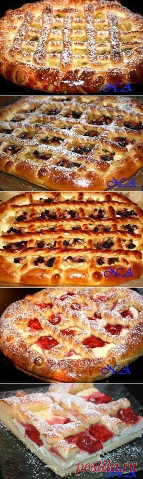 Пирог(дрож)с творогом и фруктами