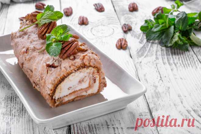 Меренговый рулет со сгущёнкой и сливками: