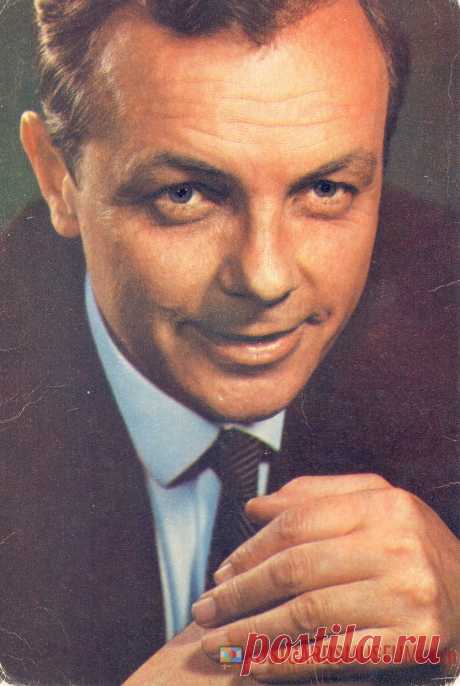 1968. Кирилл Лавров - о1707 | POSTCARDSMUSEUM.com