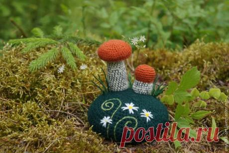 Вяжем крючком игольницу «По грибы». Часть 1