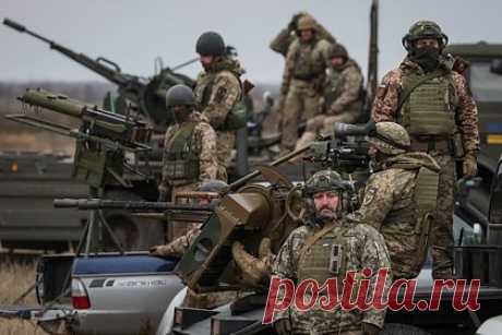В Польше заявили о тяжелом положении Украины. Украина оказалась в тяжелом положении из-за текущей ситуации, сложившейся на фронте, и трудностей с получением помощи со стороны союзников, заявил польский генерал-майор в отставке Богуслав Пацек. По его словам, Москве не нужно предпринимать радикальных шагов, поскольку в этом конфликте время играет на стороне России.
