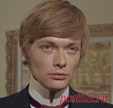 Саймон Уорд, 19 октября, 1941
 • 20 июля 2012