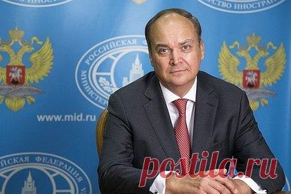 Посол обвинил сенат США в спекуляциях на тему ядерного оружия. Спекуляции американских сенаторов о возможности применения Россией тактического ядерного оружия (ТЯО) на Украине способствуют эскалации напряженности, заявил посол РФ в Вашингтоне Анатолий Антонов. Подобные высказывания он назвал провокационными, а подготовленную резолюцию — «безумной инициативой» сенаторов-русофобов.