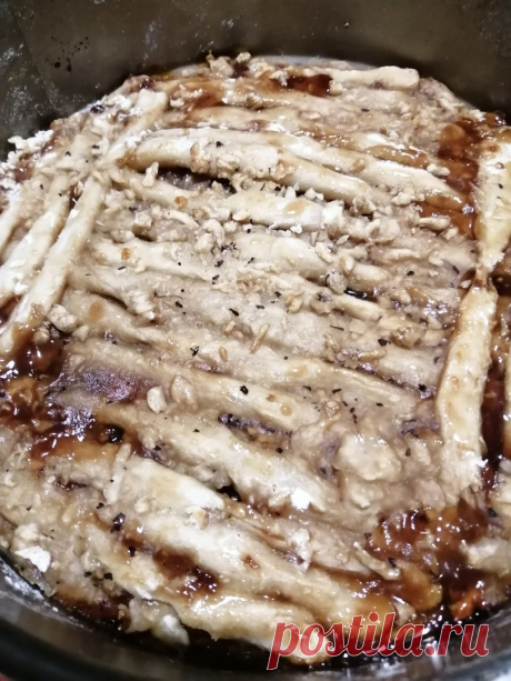 Паста Флора - греческий пирог. В качестве начинки часто используется сливовое варенье.