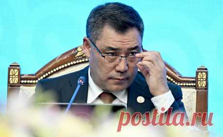 Президент Киргизии запретил подарки ему на день рождения. Президент Киргизии Садыр Жапаров запретил чиновникам делать ему подарки на день рождения, сообщил заместитель председателя кабмина страны Эдиль Байсалов на брифинге в пресс-центре «Sputnik Кыргызстан».