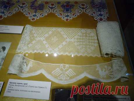 (1) Facebook