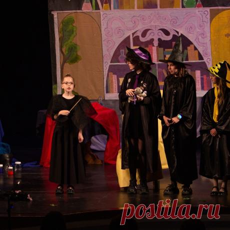 🎭 Школа театрального искусства для детей и подростков
💃 Опытная команда 🤩 Индивидуальный подход 🥳 Мероприятия
🌍 Город Самара ул. Льва Толстого, д. 94 📞 +7(927)207-07-20