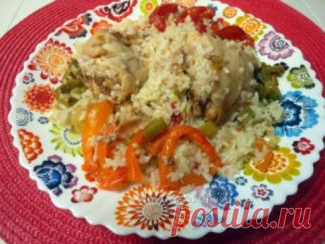Курица в банке с рисом и овощами