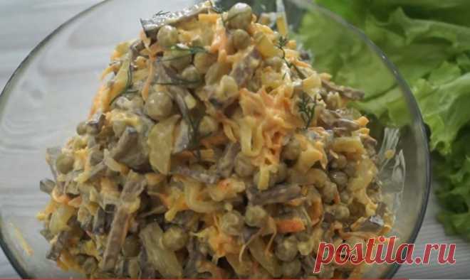 Печеночный салат - вкуснейший салат из печени 
Печень в этом салате совсем по-новому проявляет свой вкус и в сочетании с овощами и специями создает невероятное по вкусу блюдо. Попробуйте сделать, вам точно понравится.
ИНГРЕДИЕНТЫ

печень, 0,5 кг
…