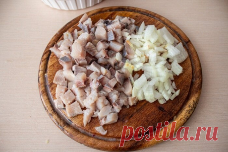 Новый салат из свеклы и селедки. Не менее вкусный, чем шуба, а готовить быстрее и проще | Отчаянная Домохозяйка | Яндекс Дзен