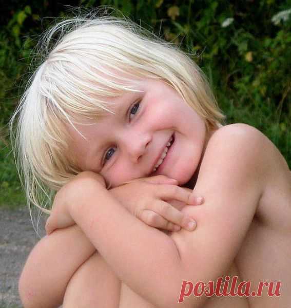 счастливый ребенок
фото Gisela Schwede