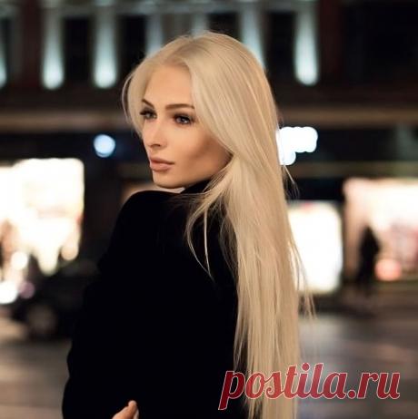 Лена! Нам надо серьёзно поговорить…
Mуж вернулся домой и прям с порога, не сняв ни обуви, ни верхней одежды, выпалил: — Лена! Нам надо серьёзно поговорить… И тут же, на одном дыхании, широко распахнув и без того огромные глаза и не выдержав даже минимальной паузы:

— Я влюбился!

«Опаньки, — подумала Ленка, — Вот и к нам в семью кризис среднего возраста пожаловал. Ну, здравствуй, здравствуй…», но ничего не сказав...