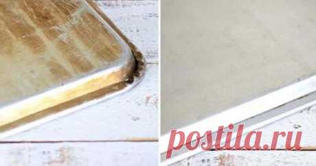 Как очистить старый противень с помощью 2-х ингредиентов: советы хозяйкам Как же блестят все противни при покупке, а специальная посуда из закаленного стекла чистая, без пятен. Посмотрим на противень сейчас. Через несколько лет или даже месяцев его эксплуатации, после того, как несколько раз подгорало печенье,