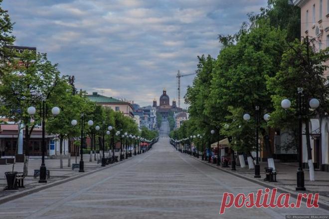 Пенза Пенза – крупный город в центре России, в Поволжье, экономический и культурный центр Пензенской области. Это всё, что я знал о Пензе до поездки в этот город. Но это же неправильно, когда крупнейший, с ...