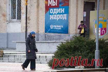 В Запорожье раскрыли число пострадавших при обстреле ВСУ Васильевки. В результате обстрела Васильевка со стороны Вооруженных сил Украины (ВСУ) погибли пять человек, 15 пострадали, сообщил врио губернатора Запорожской области Евгений Балицкий. Также стало известно, что были ранены четыре сотрудника МЧС, один из спасателей находится в крайне тяжелом состоянии.