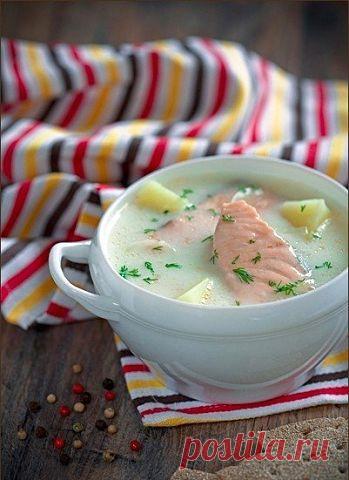 Невероятно вкусный финский сливочный рыбный суп.