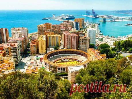 Портовый город Малага ( Испания)