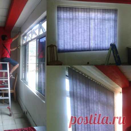 Saujana Pesona Sdn Bhd в Instagram: «Vertical blinds are a great way of saving space and it is one of the few easiest window coverings on the market to clean and care for. Our vertical blinds comes in a variety of colors and materials. So come to our showroom to choose now from our range of supremacy practical and versatile vertical blinds which offers perfect solution for virtually any sizes of windows! #verticalblinds #windowblinds #corporate #office #window #blue #saraw...