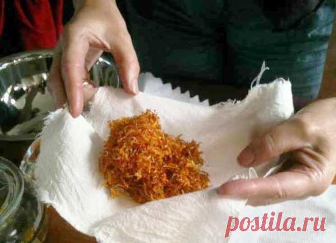 Рецепт этот очень простой, каждый в состоянии его приготовить, а пользы от него много — при кожных болезнях незаменим!