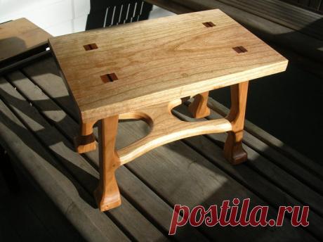 small stools - FineWoodworking