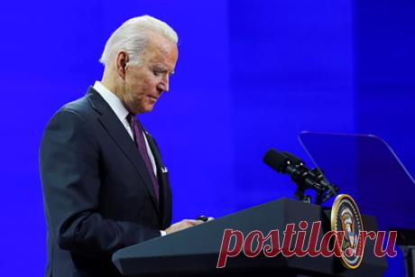 Президент США Байден рассказал о главном разочаровании на саммите G20. Президент США Джо Байден оценил итоги саммита «Большой двадцатки» (G20), который проходил 30-31 октября в Риме. Американский лидер сообщил, что разочарован позициями нескольких стран в области климата. Россия и Китай «де-факто не явились с точки зрения каких-либо обязательств иметь дело с изменением климата».