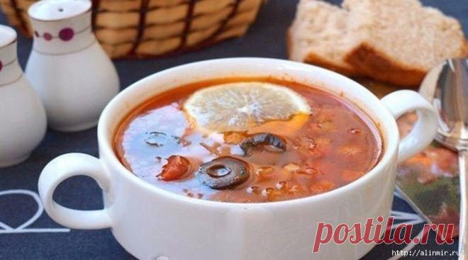 Солянка мясная: мужчинам не устоять!