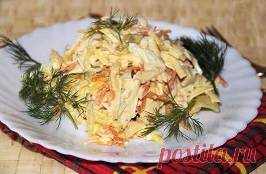 Салат с копченым сыром / Лучшие Рецепты