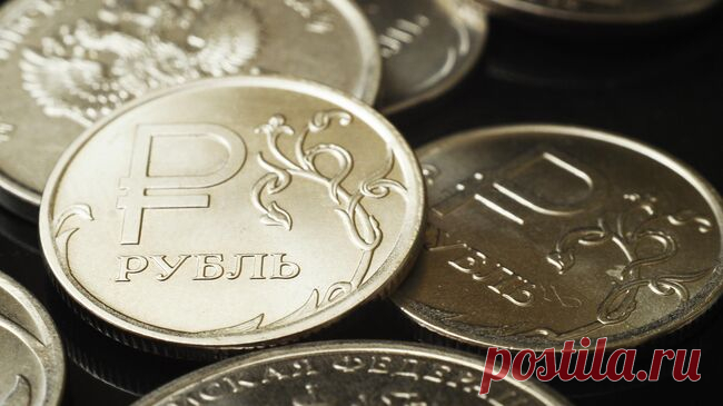 Эксперт рассказал, что будет с рублем осенью