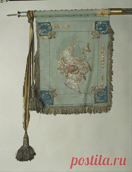 Георгиевский штандарт с Георгиевскими лентами лейб-гвардии Кирасирского Его Величества полка, 1817 год. / Историческая справка