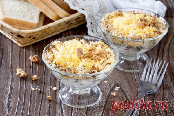 Зимний салат из курицы, орехов и сыра - Рецепты. Кулинарные рецепты блюд с фото - рецепты салатов, первые и вторые блюда, рецепты выпечки, десерты и закуски - IVONA - bigmir)net - IVONA bigmir)net