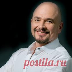 Скачать бесплатно Сергей Трофимов - Посвящение одноклассникам в MP3 - слушать музыку онлайн на Зайцев.нет без регистрации