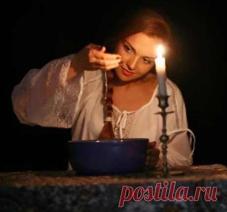 СЛАВЯНСКИЙ ОБРЯД ВЫШЕПТЫВАНИЯ НА ВОДУ.