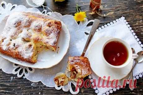 Творожный пирог с грушами и орехами