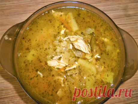 Варю рассольник на курице и с рисом. Против всех правил, зато быстро и очень вкусно. | Фишки от Аришки. | Яндекс Дзен