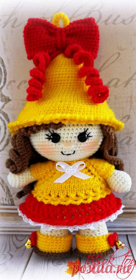 PDF Пупс-малышка Колокольчик школьный крючком. FREE crochet pattern; Аmigurumi doll patterns. Амигуруми схемы и описания на русском. Вязаные игрушки и поделки своими руками #amimore - кукла, куколка, пупс.