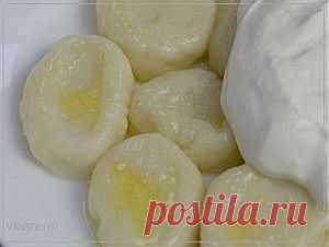 Ленивые вареники с медом и сметаной | Рецепты вкусно